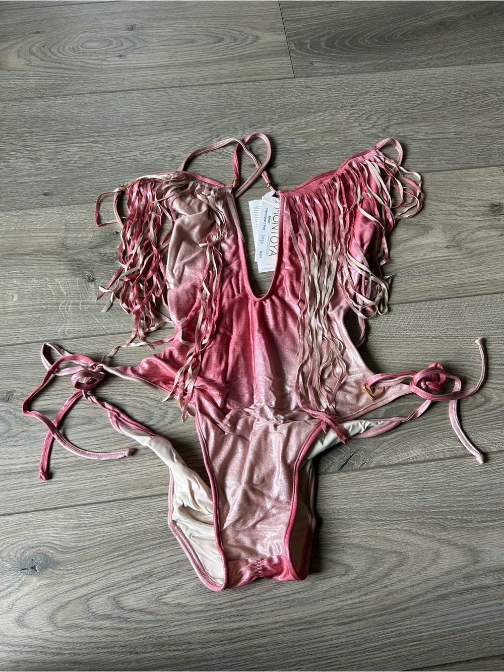 Liliana Montoya Mermaids Fringed  Trikini swimsuit Cyber Pink Size Large New